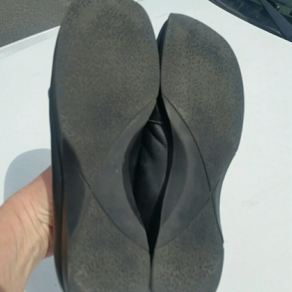 BP for Nordstrom Mary Jane Black Leather Flats EUC - Picture 3 of 6